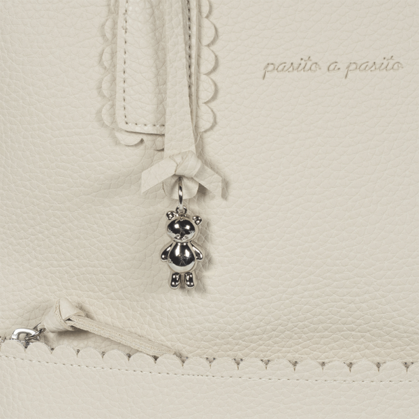 Mochila Pasito a Pasito Icon Cream Autobrinca Online