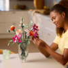 LEGO Botanicals – Ramo de Flores Cor-de-Rosa 10342 Autobrinca Online